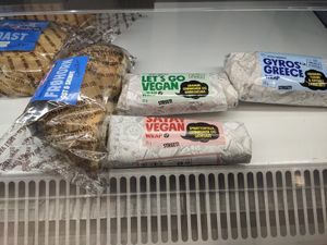 Vegan wraps in the fridge at Narvesen in Tromsoe
