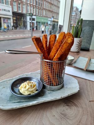 Sweet potato tempura at Vegan Sushi Bar - Kinkerstraat in Amsterdam