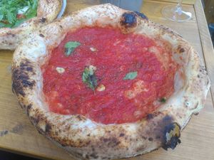 Pizza Marinara at 60 seconds to Napoli in Dortmund