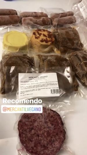 Linguiças, filés, queijos e vegburguers. 💚 at Mercantil Vegano in Fortaleza