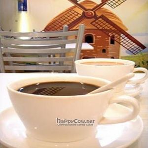 Coffee'O and Tea (80/90 cents) at Sunrise Bread Cafe in Central Singapore