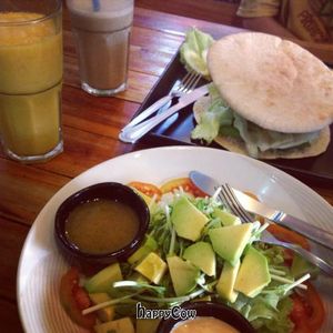 salad & pita at Juicy4U in Chiang Mai