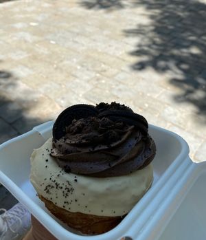 Vegan Kronut Oreo  at Chök in 