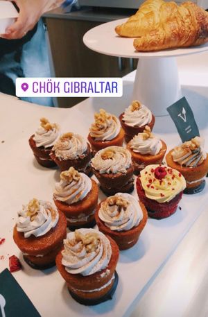 cupcakes, variety of flavours like red velvet, vanilla etc at Chök in 