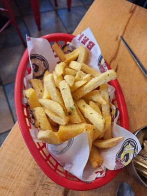 Yummy side of chips at Belly Café in Mullingar