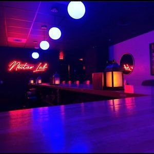 A Nectar Lab vibe experience at NectarLab in Naples