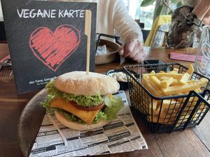 🌱  at Pesami in Kleve