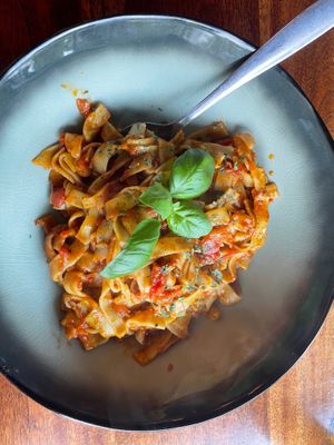 Tomato pasta at Pesami in Kleve