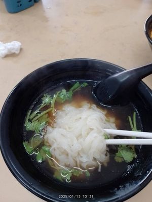 Kwayteow #Veganuary at Goh Poh Wei 源源素食坊 in Kluang