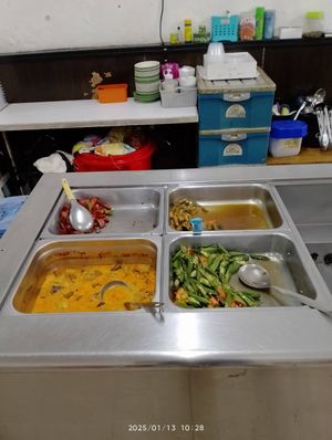  at Goh Poh Wei 源源素食坊 in Kluang