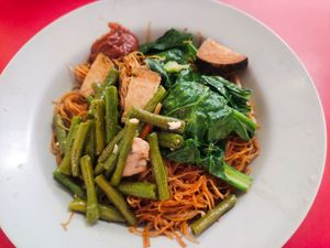 Some one's bee hoon at Pu Xiang Vegetarian 普香素食 in Central Singapore