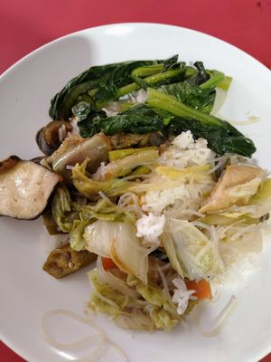 White rice with 3 dishes $3.50 at Pu Xiang Vegetarian 普香素食 in Central Singapore