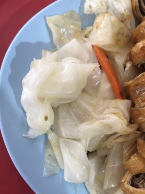 Sauted cabbage  at Pu Xiang Vegetarian 普香素食 in Central Singapore