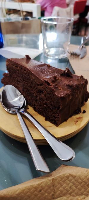 Tarta Sacher vegana at Caesura Gastro-sala in Badajoz