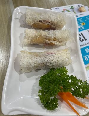 Rolls  at Yuan Yuan Vegetarian Delight in Underwood