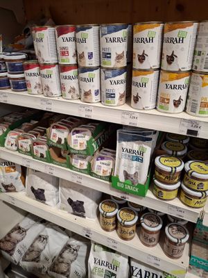 animal food with vegan options at BioWelten BistroCafé & Organic Supermarket in Immenstadt