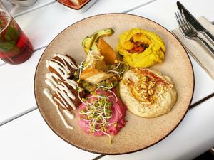 Falafel special with hummus trio (without Halloumi) at Vierzehn in Loerrach