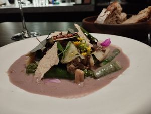 Les premières asperges épeautre lait du noix et vin jaune at FIEF in Paris