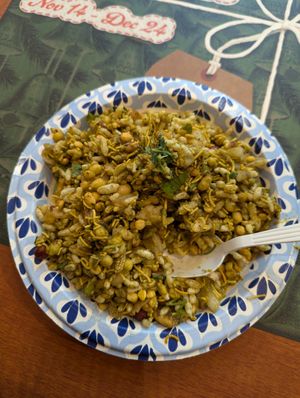 Bhel puri at Shri Foods in Brookfield