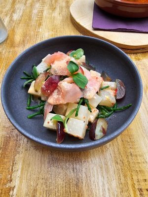 Ceviche van rettich en koolrabi at Het Paradijs in Enschede