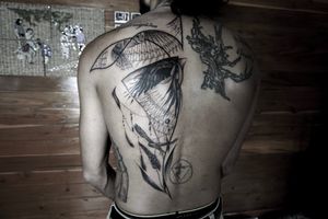 𝙄𝙂: 𝙣𝙖𝙩𝙚_𝙩𝙝𝙖𝙞𝙡𝙖𝙣𝙙 🌿 Ethereal blackwork raven tattoo with owl and hawk incorporated with fine line pattern work at Baan Khagee Tattoo Chiang Mai, Thailand at Baan Khagee Tattoo in Chiang Mai