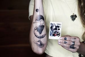 𝙄𝙂: 𝙣𝙖𝙩𝙚_𝙩𝙝𝙖𝙞𝙡𝙖𝙣𝙙 🌿 Blackwork abstract nature tattoo on a good friend, Monique, done by Nate a tattooist in Chiang Mai, Thailand at Baan Khagee Tattoo in Chiang Mai