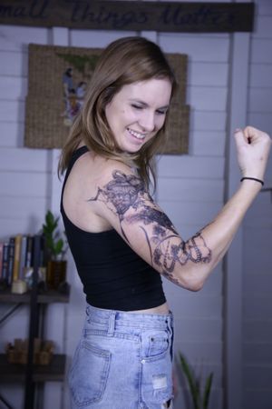 𝙄𝙂: 𝙣𝙖𝙩𝙚_𝙩𝙝𝙖𝙞𝙡𝙖𝙣𝙙 🌿 Blackwork animals tattoo with abstract art, orchid flowers and nature by a tattooist in Chiang Mai, Thailand at Baan Khagee Tattoo in Chiang Mai