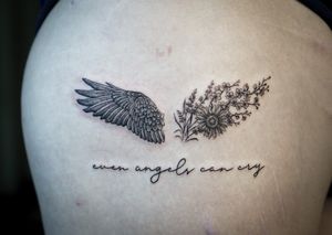 𝙄𝙂: 𝙣𝙖𝙩𝙚_𝙩𝙝𝙖𝙞𝙡𝙖𝙣𝙙 🌿 Fine line wings tattoo with flowers by a fine line tattoo artist in Chiang Mai, Thailand at Baan Khagee Tattoo in Chiang Mai
