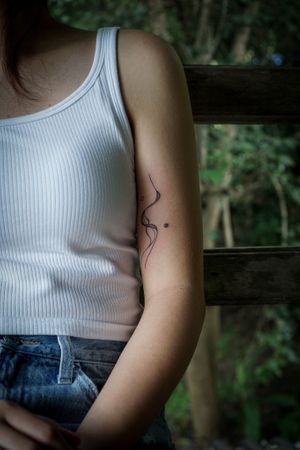 𝙄𝙂: 𝙣𝙖𝙩𝙚_𝙩𝙝𝙖𝙞𝙡𝙖𝙣𝙙 🌿 Minimal abstract tattoo by Baan Khagee Tattoo Chiang Mai, Thailand at Baan Khagee Tattoo in Chiang Mai