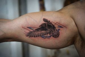 𝙄𝙂: 𝙣𝙖𝙩𝙚_𝙩𝙝𝙖𝙞𝙡𝙖𝙣𝙙 🍃 Raven tattoo with geometric shape and flow by Baan Khagee Tattoo Chiang Mai, Thailand at Baan Khagee Tattoo in Chiang Mai