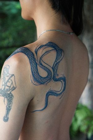 𝙄𝙂: 𝙣𝙖𝙩𝙚_𝙩𝙝𝙖𝙞𝙡𝙖𝙣𝙙 🍃 Abstract blue Thai Naga tattoo by Baan Khagee Tattoo Chiang Mai, Thailand at Baan Khagee Tattoo in Chiang Mai