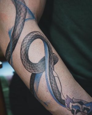 𝙄𝙂: 𝙣𝙖𝙩𝙚_𝙩𝙝𝙖𝙞𝙡𝙖𝙣𝙙 🍃 Thai Naga's scales details tattoo by Baan Khagee Tattoo Chiang Mai, Thailand at Baan Khagee Tattoo in Chiang Mai