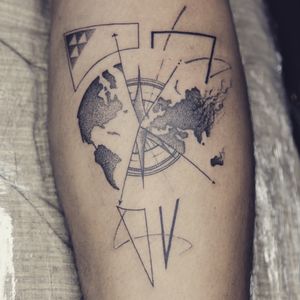 𝙄𝙂: 𝙣𝙖𝙩𝙚_𝙩𝙝𝙖𝙞𝙡𝙖𝙣𝙙 🌿 Fine line compass tattoo with dot world map at Baan Khagee Tattoo Chiang Mai, Thailand at Baan Khagee Tattoo in Chiang Mai