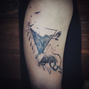 𝙄𝙂: 𝙣𝙖𝙩𝙚_𝙩𝙝𝙖𝙞𝙡𝙖𝙣𝙙 🌿 Geometric fine line nature and bird tattoo - Baan Khagee Tattoo Chiang Mai, Thailand at Baan Khagee Tattoo in Chiang Mai
