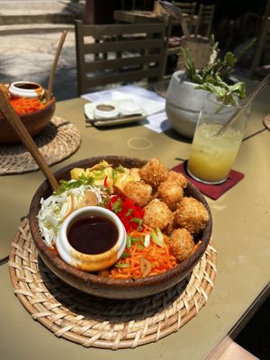   at Malu Poke in Dikwella