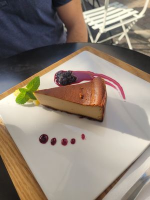 Vegan cheesecake at HealthyTOKYO CBD Shop & Cafe - Harajuku in Tokyo