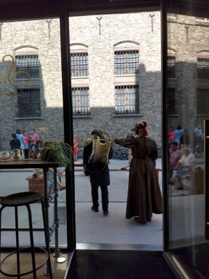 Vanaf 9 juni kun je ook weer gezellig binnen zitten bij ons. at Slowwings in Ieper