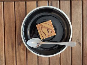 Vegan caramel cake at Slowwings in Ieper