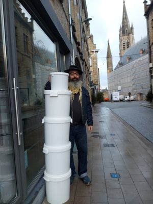 Stephen roasted a lot of coffee;) at Slowwings in Ieper