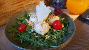 Humus at Bräukeller & Grill in Seefeld In Tirol