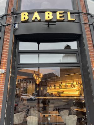 Front  at Babel in Wavre