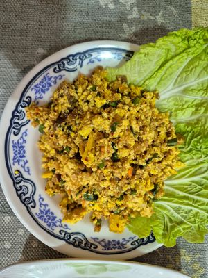 Laab at Vegetarian Eatery อารหารเจ ร้านสำหรับเจ in Ayutthaya