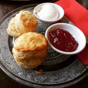Scones, the best in Switzerland at Teekult in Winterthur