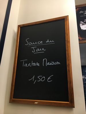 Sauce of the day is not a vegan at Croustiller in Lyon
