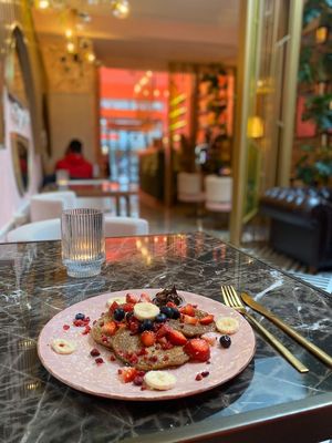 Vegan, sugar-free and gluten-free PANCAKES 😋🥞🥞🥞🥞🥞 at Vitamin Food in Rotterdam