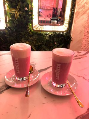 Unicorn Latte made from Dragon Fruit (Pitaya) 🦄❤️😋 at Vitamin Food in Rotterdam