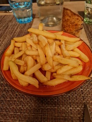 Chips at Pizzeria Controvento in Olginate