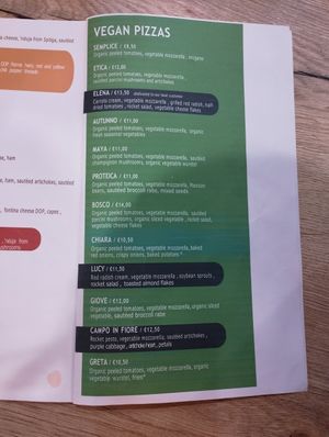 Vegan pizza menu as of October 2024 at Pizzeria Controvento in Olginate