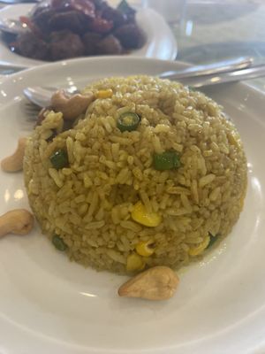 Pineapple fried rice   at Chin Swee Vegetarian Restaurant 清水素食館 in Genting Highlands