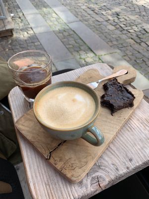 Brownie Fudge & Coffeeeeeeee at Little Local in Svendborg